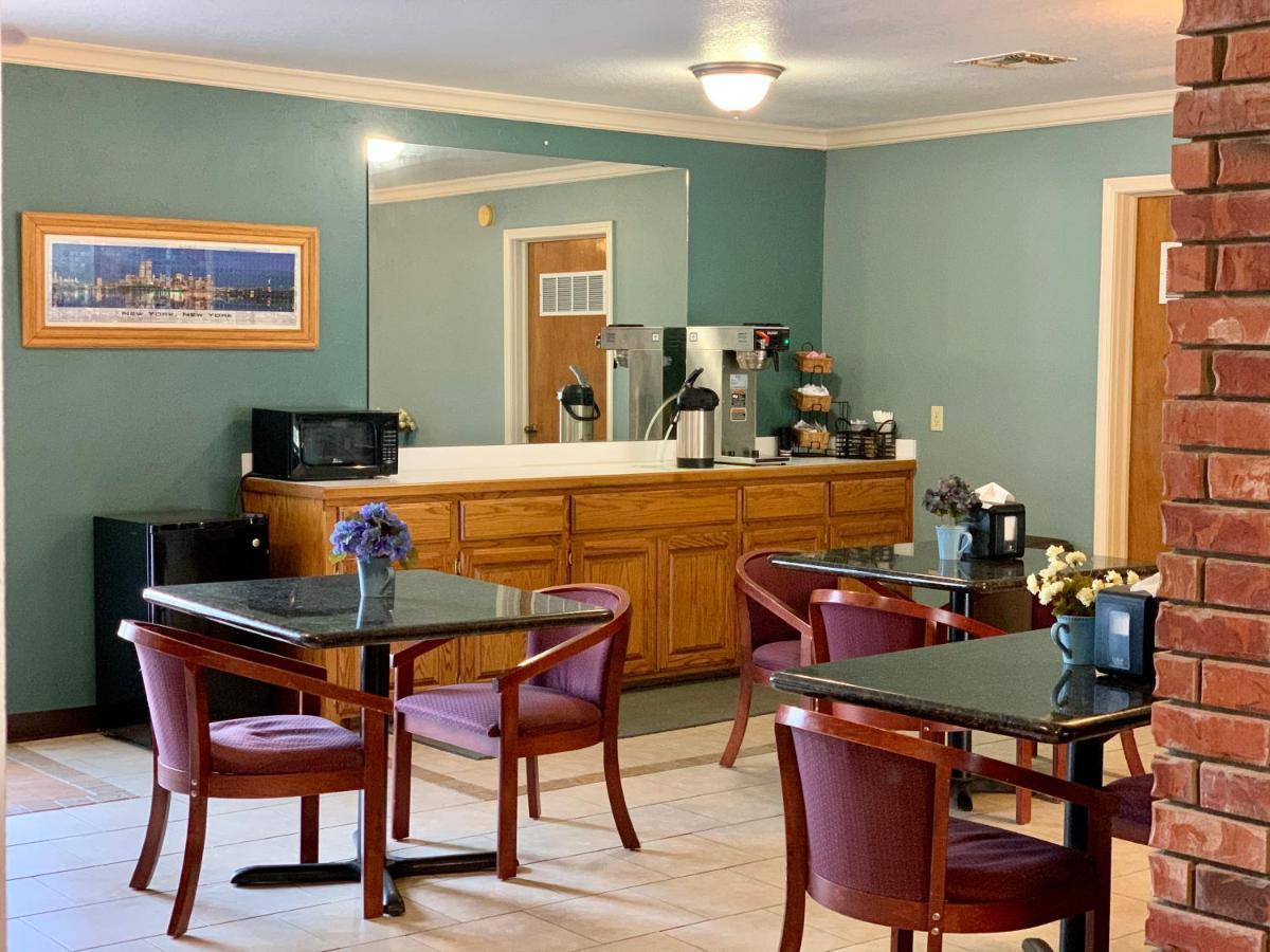 Candlelight Inn & Suites Hwy 69 Near Mcalester Eksteriør billede