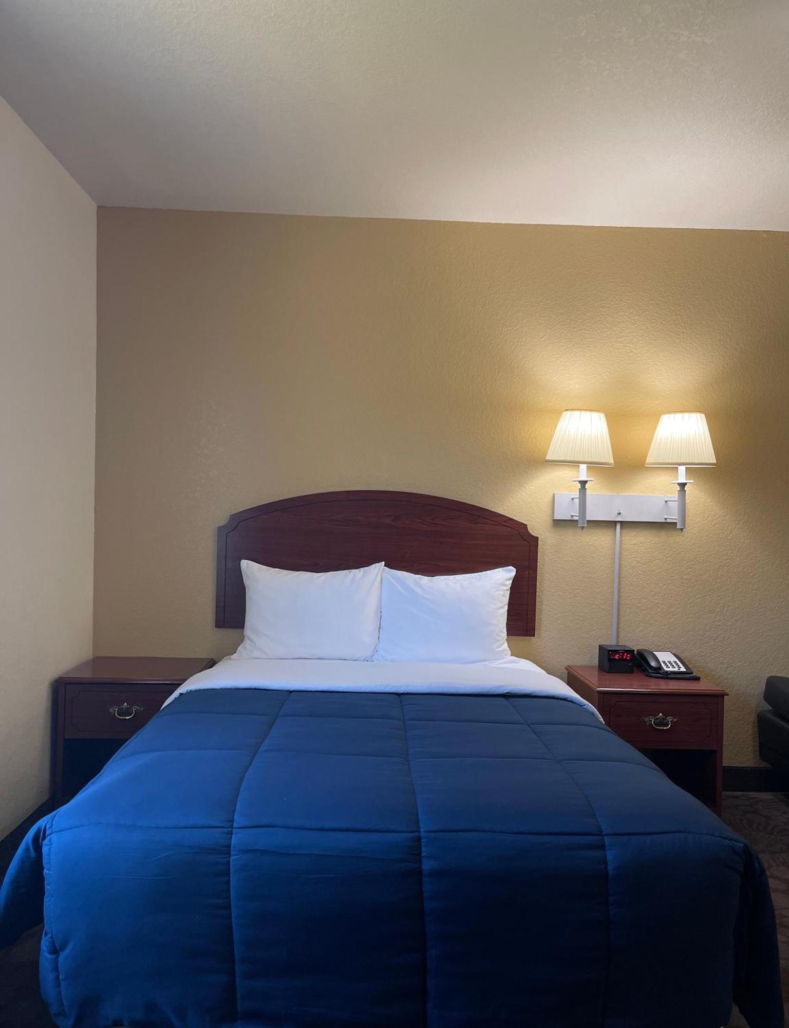 Candlelight Inn & Suites Hwy 69 Near Mcalester Eksteriør billede
